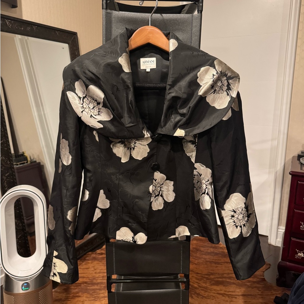 Armani Collezioni Floral Blazer
